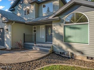 3089 E Lake Forest Dr, Hayden Lake, ID 83835