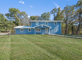 8127 Deerpath Ln, Waterloo, IL 62298