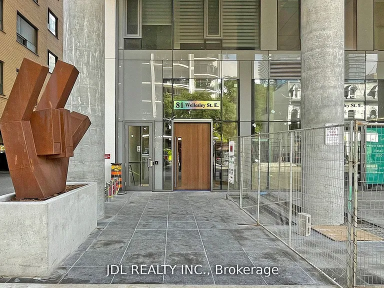 81 Wellesley St E #2101 — Photo 2