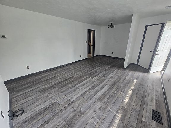 2nd image of 3445 Francis St