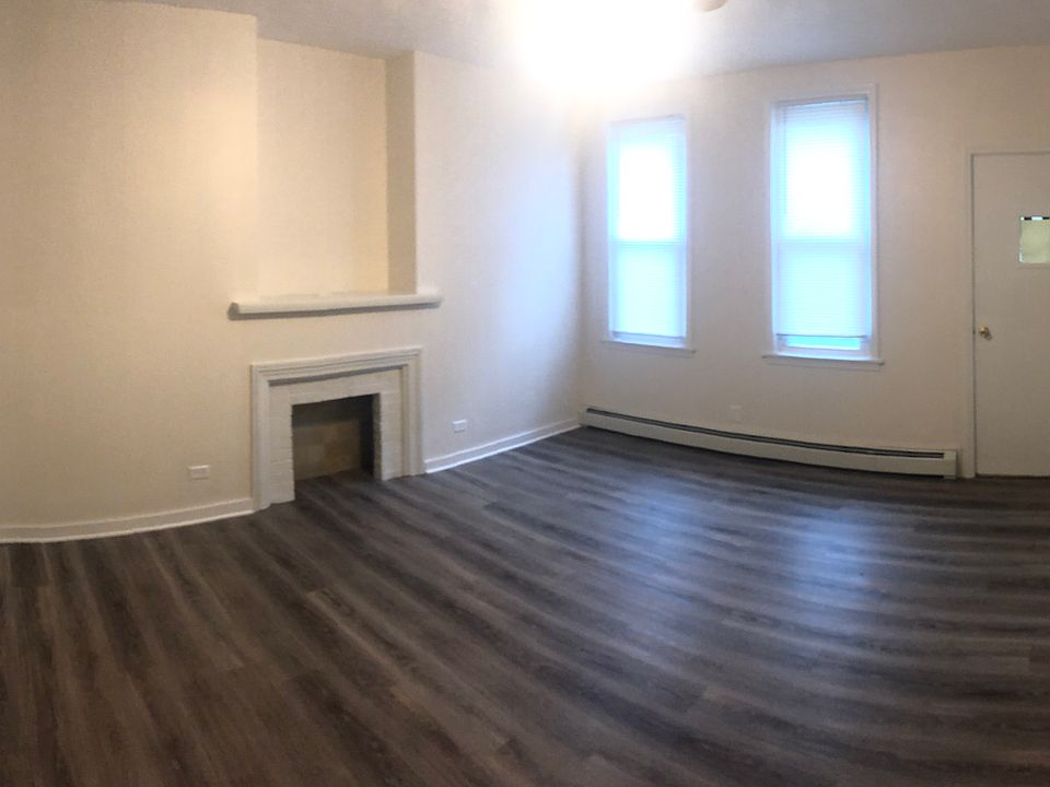 1st image of 416B Shingiss St
