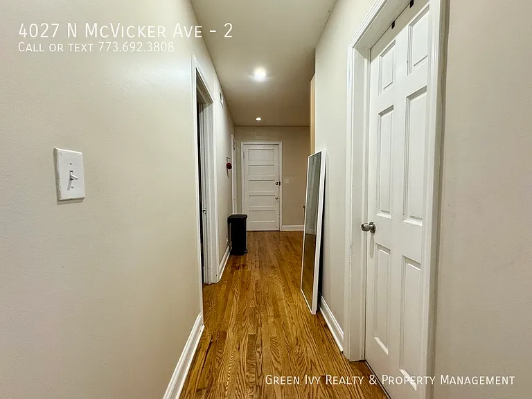 4027 N McVicker Ave #2 — Photo 6