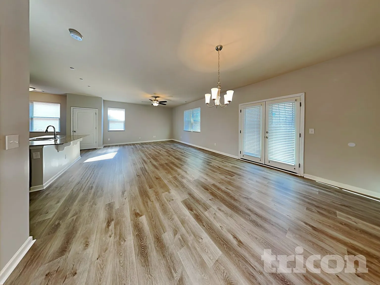 2878 South Hills Riverdale GA — Photo 2
