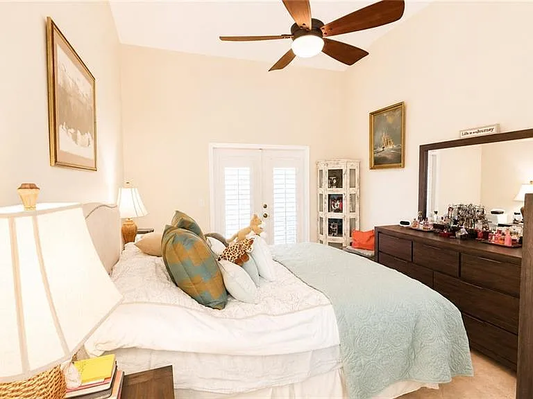 8274 Twelve Oaks Cir #126 — Photo 20