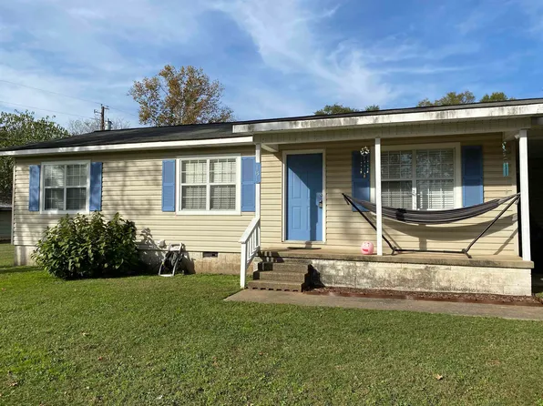 181 Henry Dr, Cullman, AL 35057