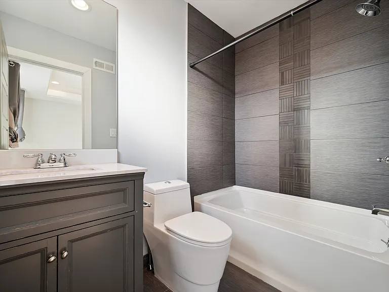 2032 Frankford Ave #22 — Photo 11