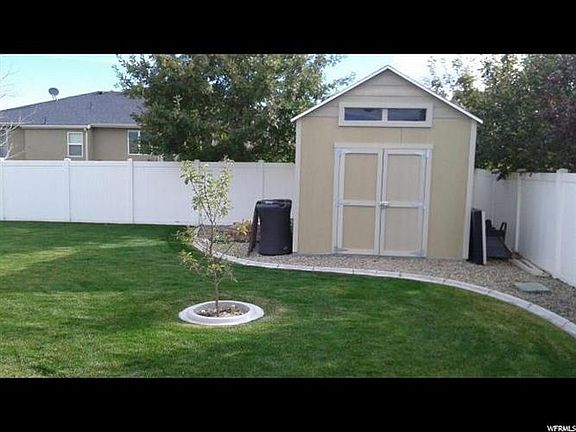 4th image of 519 W Malia Ln