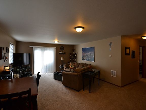 3rd image of 20626 6th Avenue Ct E