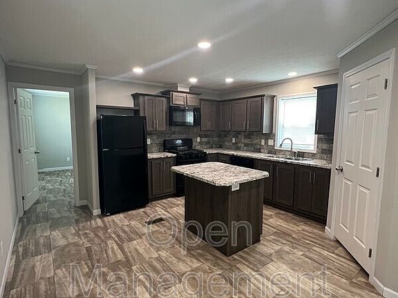 4th image of 825 1st Ave E #215