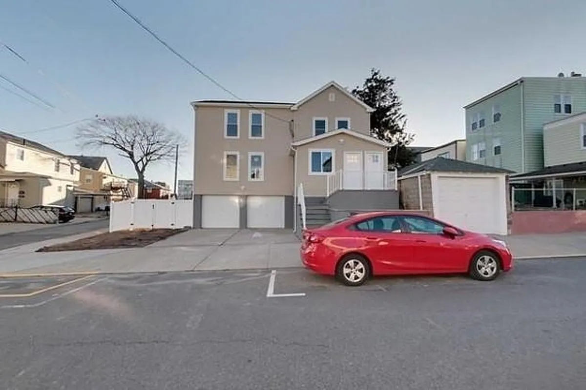 26-28 Boyd Street null