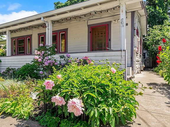 3rd image of 918 Benton Street