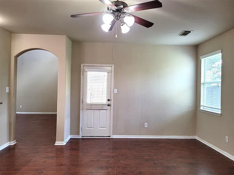 26319 Longview Creek Dr — Photo 15