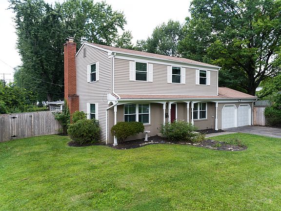 5th image of 70 Longfellow Ave