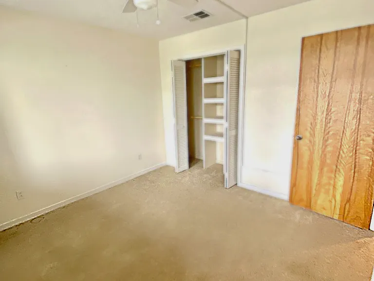 6112 Harbourside Dr — Photo 7