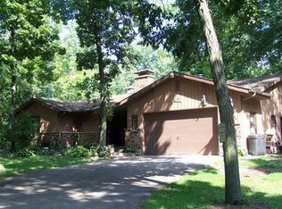 3570 N Shore Dr, Delavan, WI