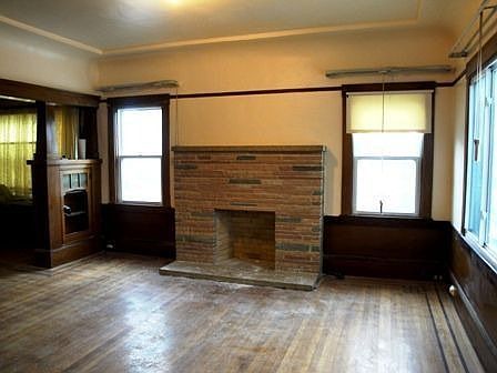 2nd image of 1300 Geneva Ave