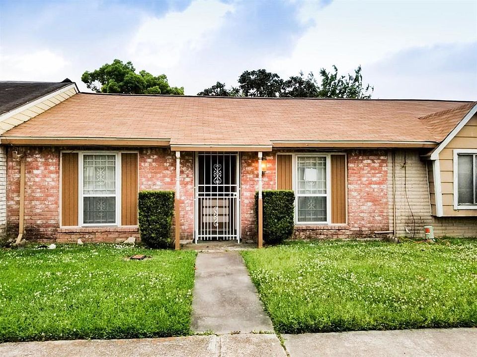 1st image of 15257 Buckle Ln #5257