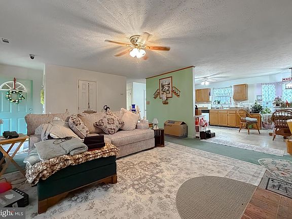 5th image of 3710 Red Berry Dr