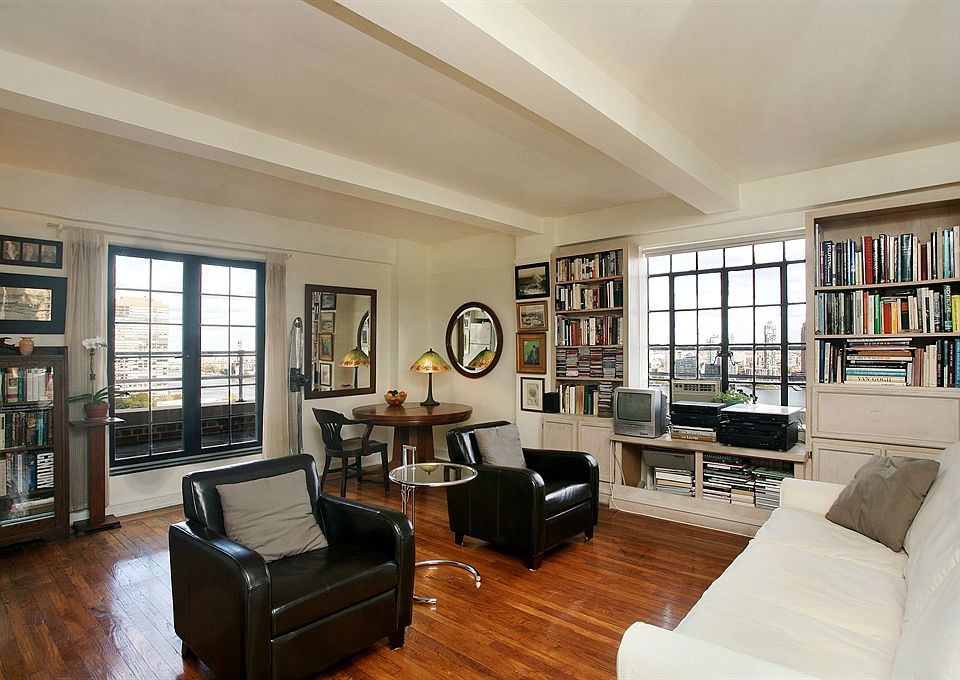 1st image of 5 Tudor City Pl APT 1839
