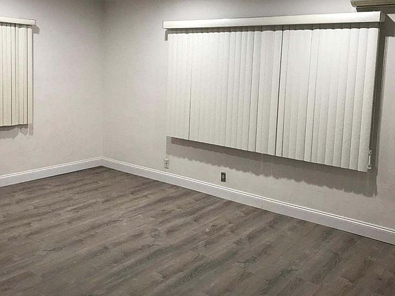5th image of 7542 197th St Floor 1