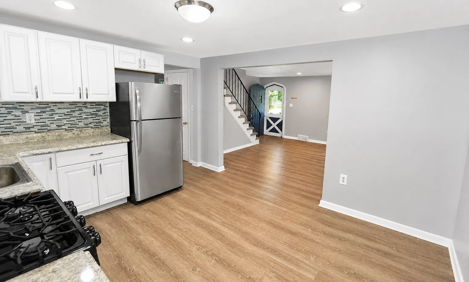 4 bed, 1632 sqft, $2,575 — Photo 4
