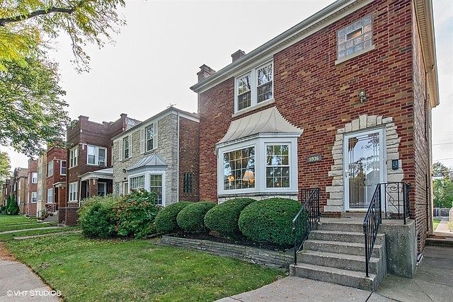 1st image of 5936 N Washtenaw Ave