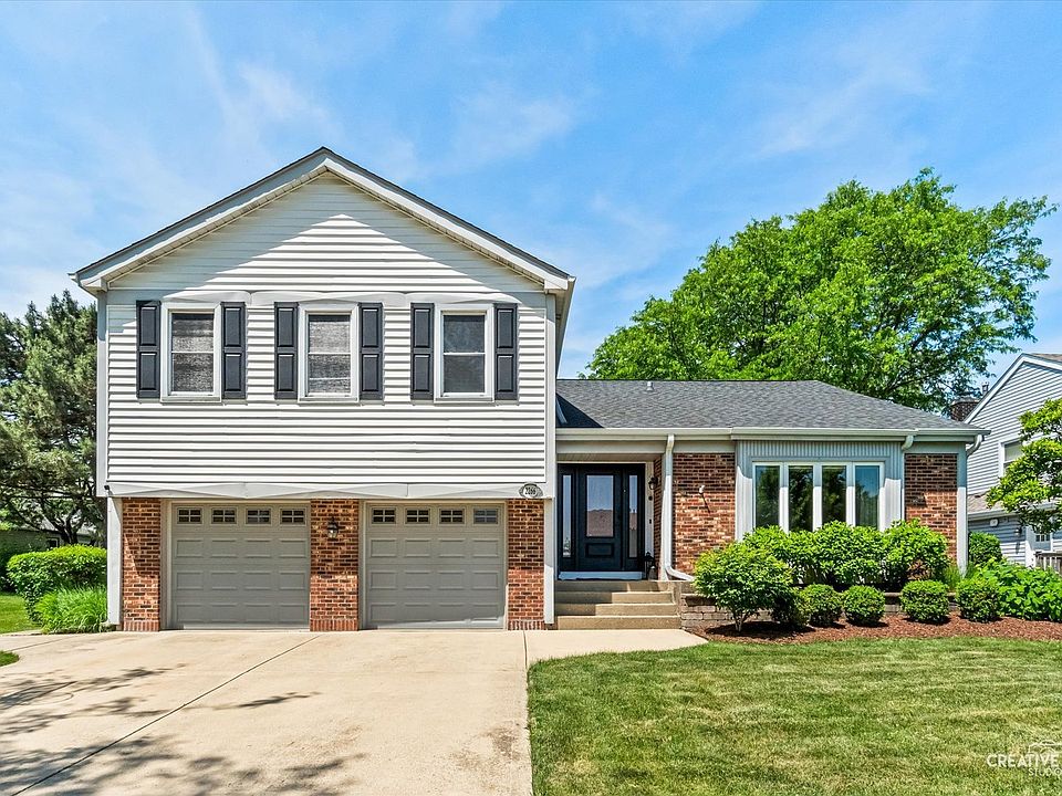 1st image of 2266 Richmond Dr
