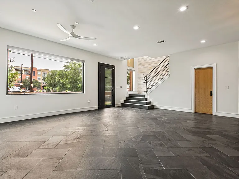 310 Clay St #12 — Photo 5