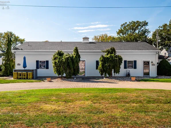 3130 N Carolina St, Pt Clinton, OH 43452