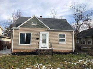 1285 Lander Rd, Mayfield Heights, OH 44124