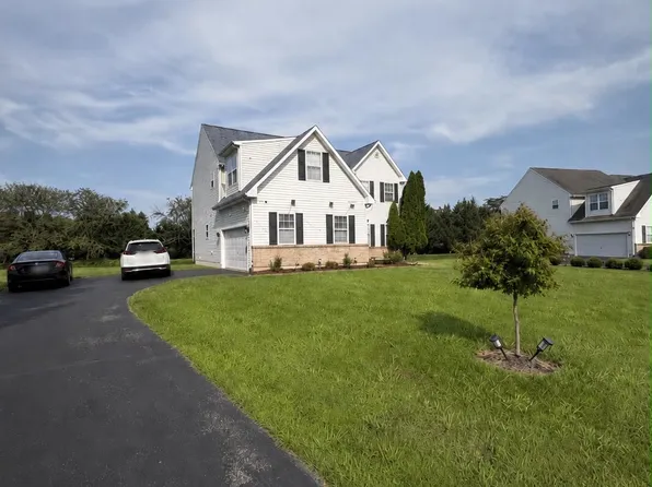 11 Karen Dr, Malvern, PA 19355