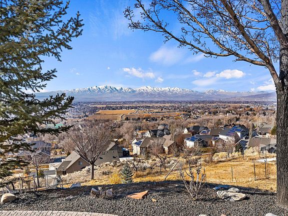 4th image of 9489 N Canyon Heights Dr