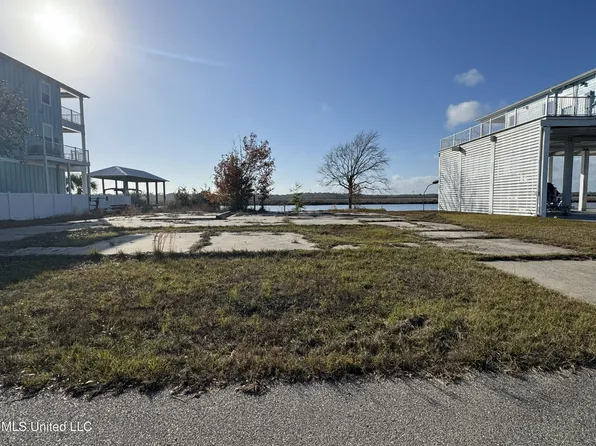 10187 S River Dr Lot 10, Biloxi, MS 39532