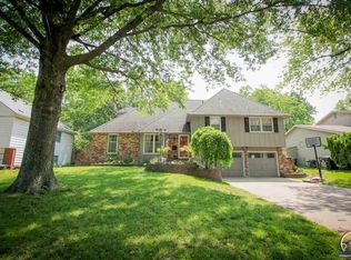 3208 SW Atwood Ave, Topeka, KS 66614