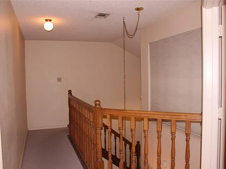 2141 Surrender Ave — Photo 33