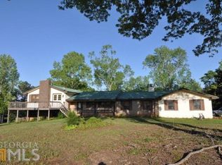 100 E Miles Rd, Carrollton, GA 30116