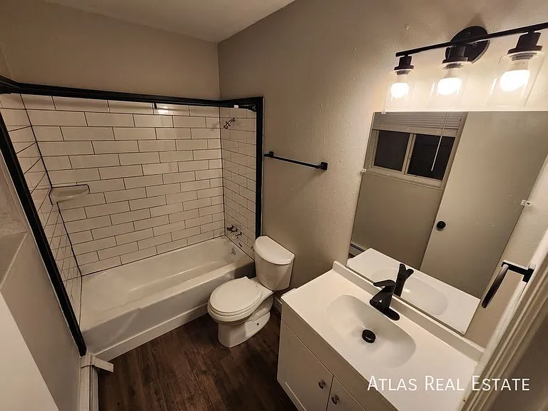 901 S Taft Hill Rd #5 — Photo 5