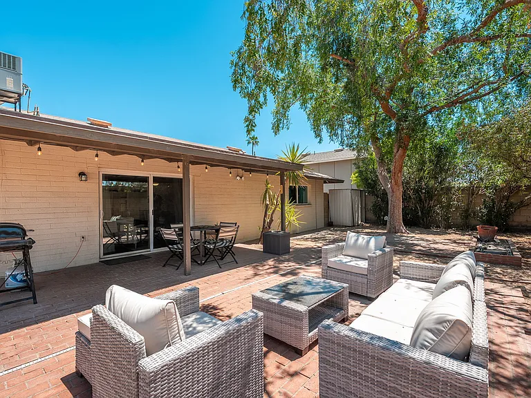 5114 S Dorsey Ln — Photo 44