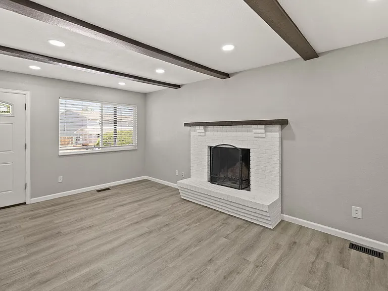 5520 Fiesta Ln #A — Photo 11