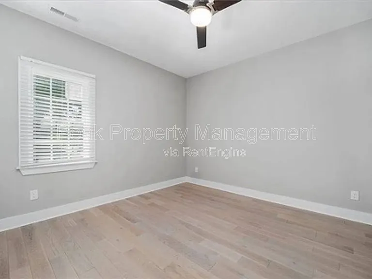 1203 N 19th St — Photo 16