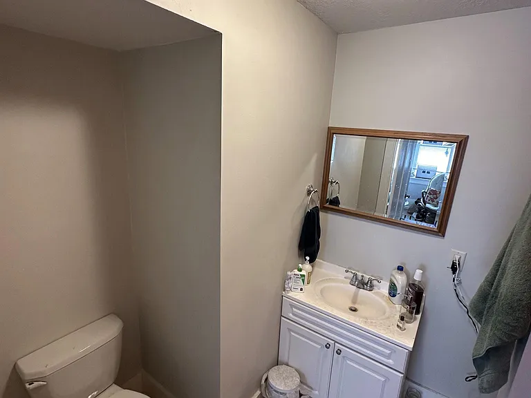 708 Holly Ave #4 — Photo 8
