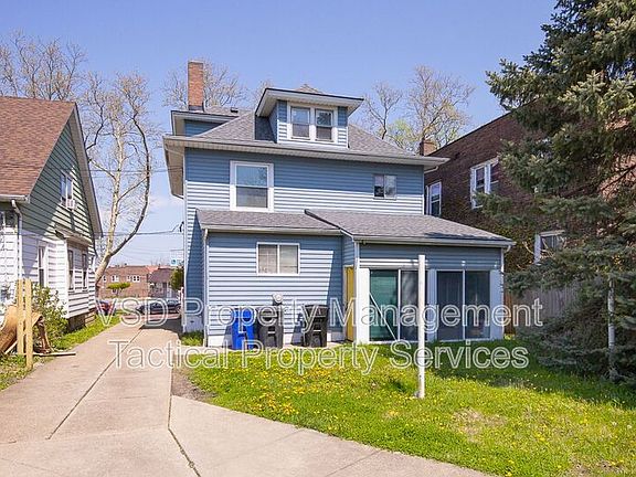 2nd image of 8204 Vineyard Ave #Up