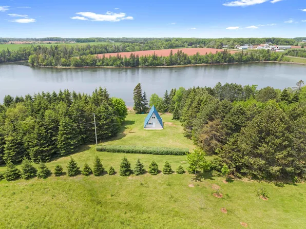 183 Cottage View Dr, North Parish, PE C0B 1B0
