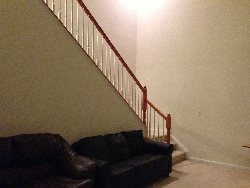 LIVING STAIR