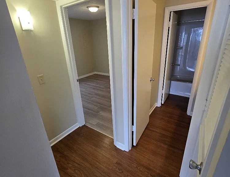1103 Westchester Dr #A — Photo 10