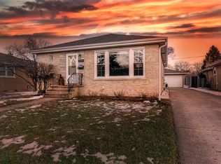 2351 Stratford Ave, Westchester, IL