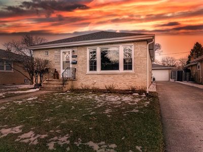 2351 Stratford Ave, Westchester, IL, 60154