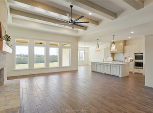 2101 Robcon Way, College Station, TX 77845