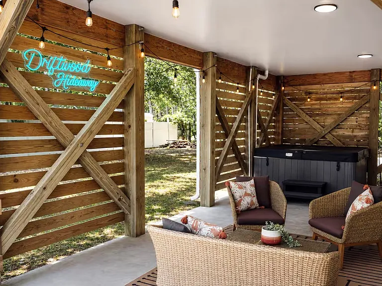 825 Driftwood Dr — Photo 22