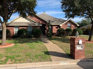 928 Cheyenne Trl, Hewitt, TX 76643